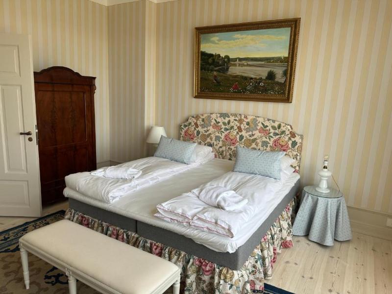 Aaroesund Badehotel image
