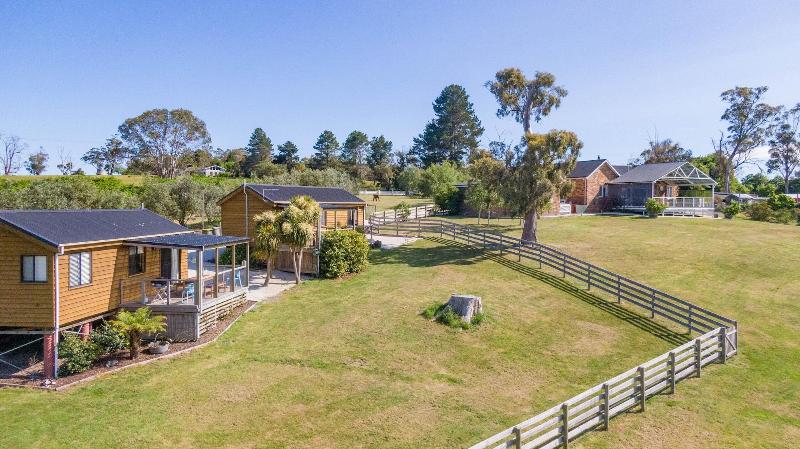 Hazelcreek Cottages