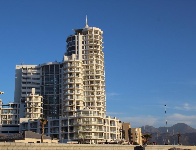 Hibernian Towers 505 Apartments image