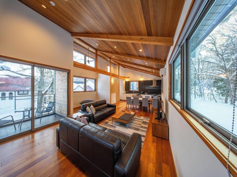 Bluebird Chalets By The Hakuba Collection image