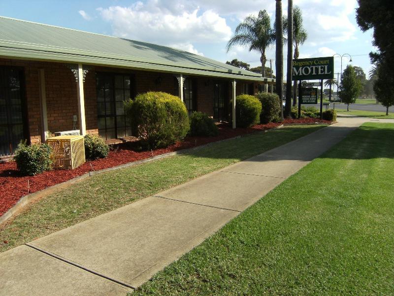 Regency Court Motel