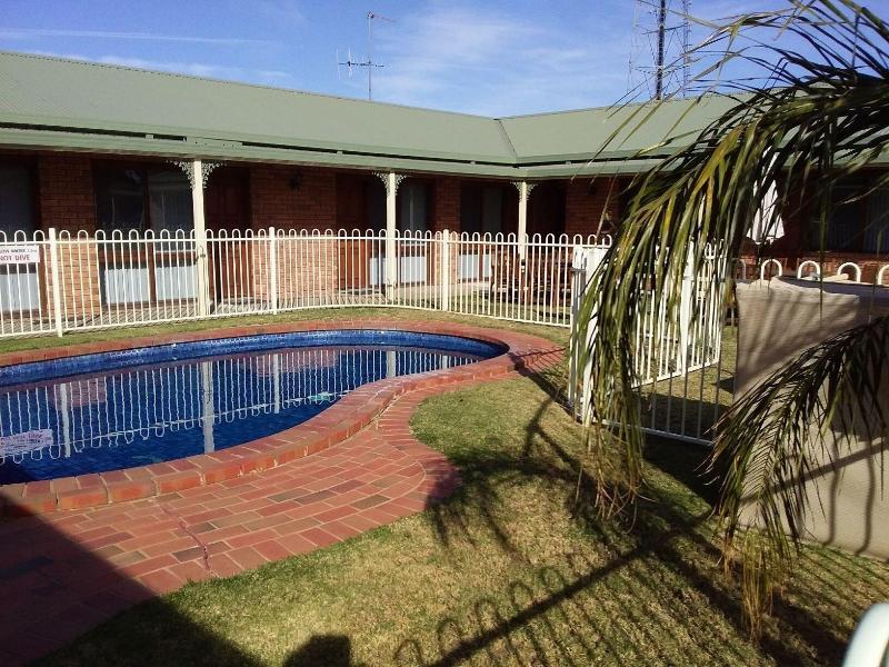 Regency Court Motel
