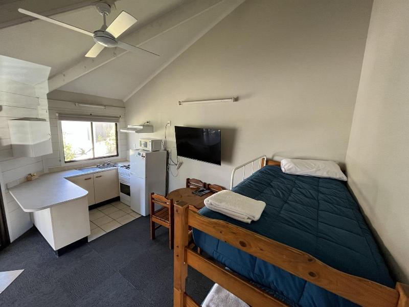 Shelly Beach Holiday Park image