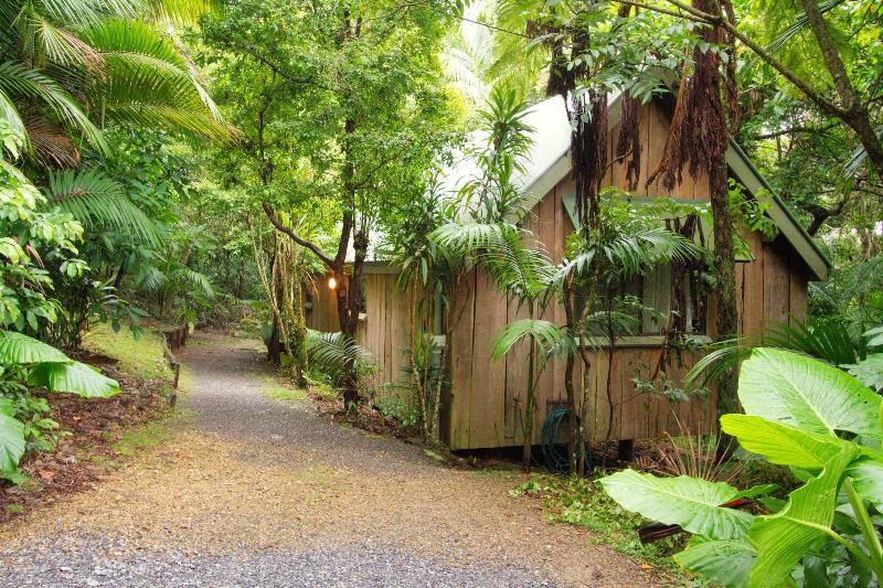 Mt Glorious Getaways image