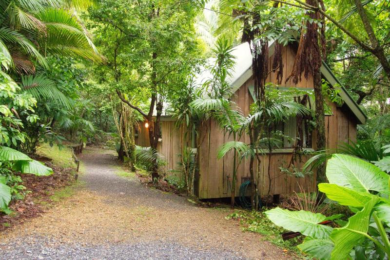 Mt Glorious Getaways image