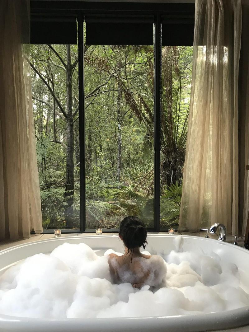 Woodlands Rainforest Retreat image