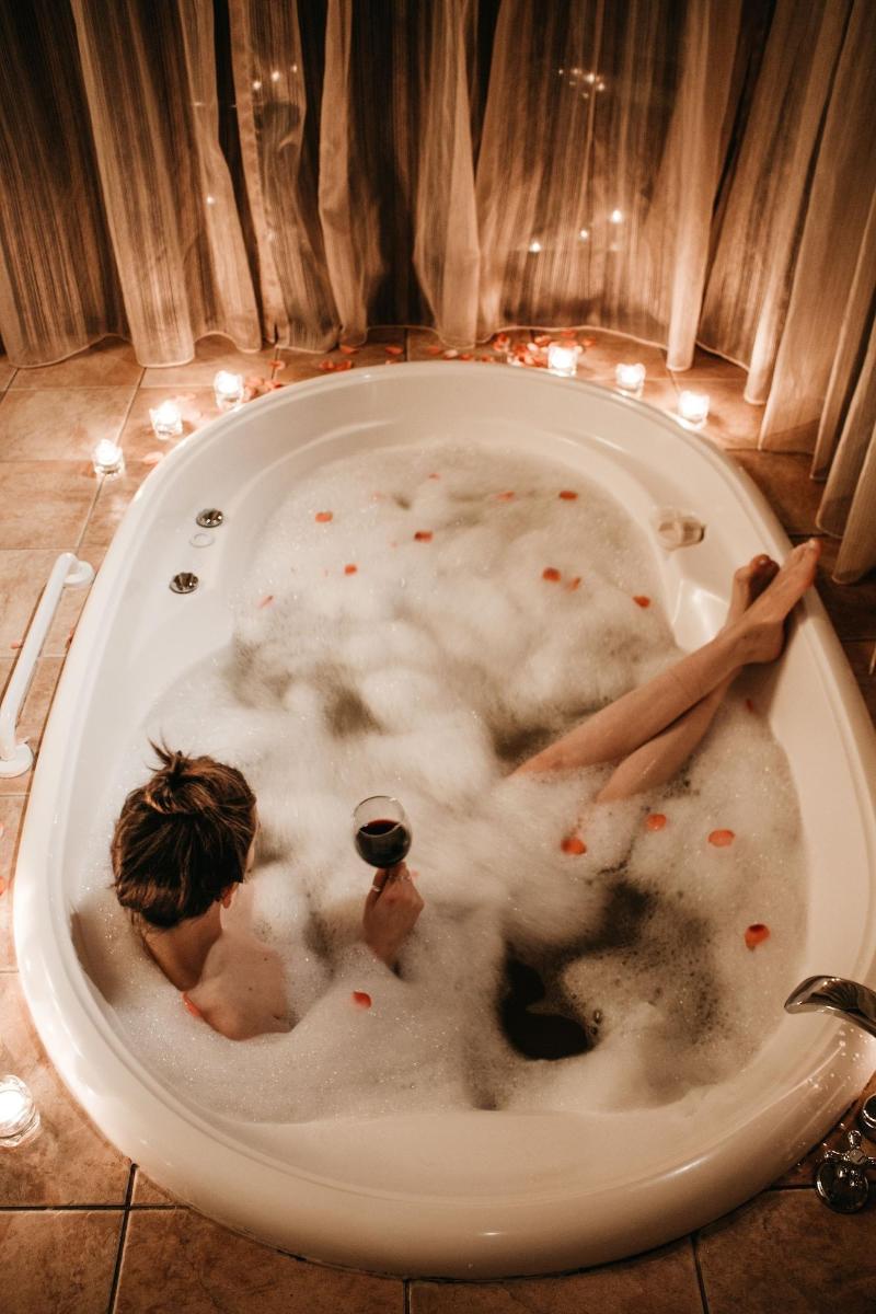 Woodlands Rainforest Retreat image