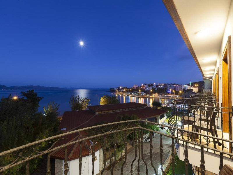 Kumluk Otel image