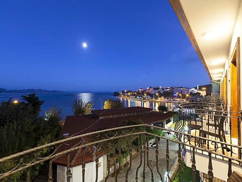 Kumluk Otel image