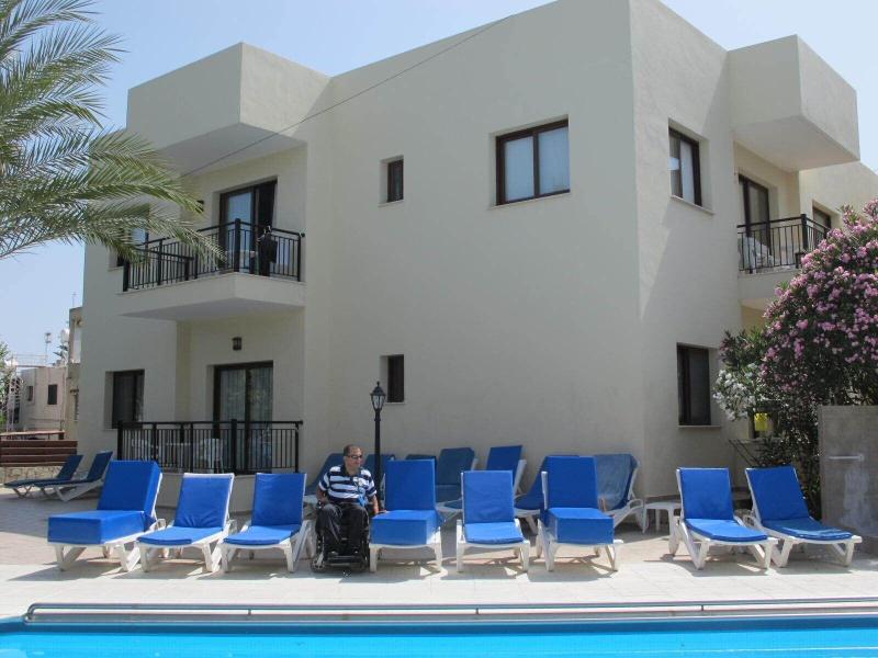 C & A Hotel Apartments — general view