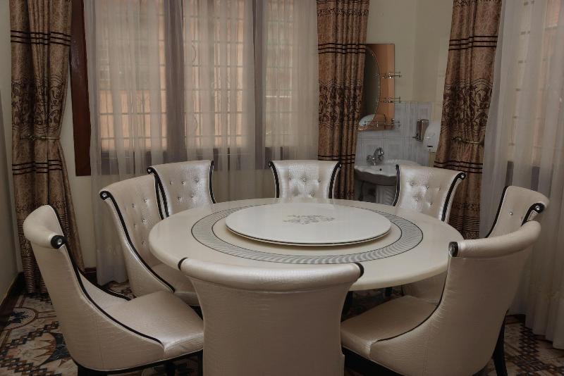 Cosmil Executive Suites image
