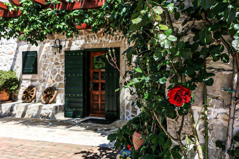 Heritage Hotel Raznjevica Dvori image