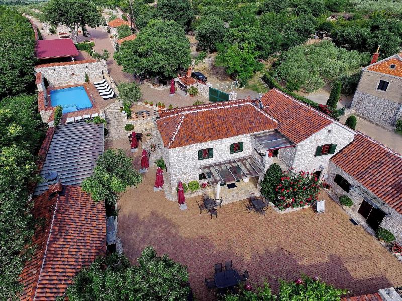 Heritage Hotel Raznjevica Dvori image