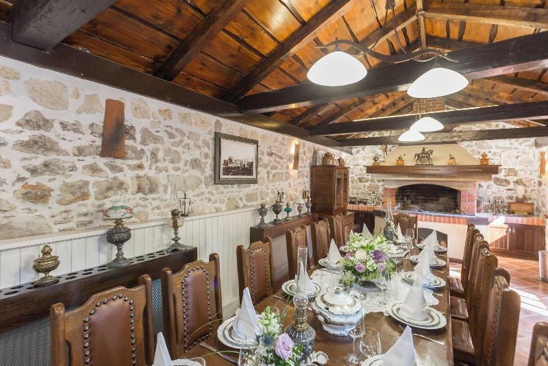 Heritage Hotel Raznjevica Dvori image