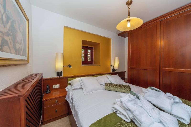 Heritage Hotel Raznjevica Dvori image