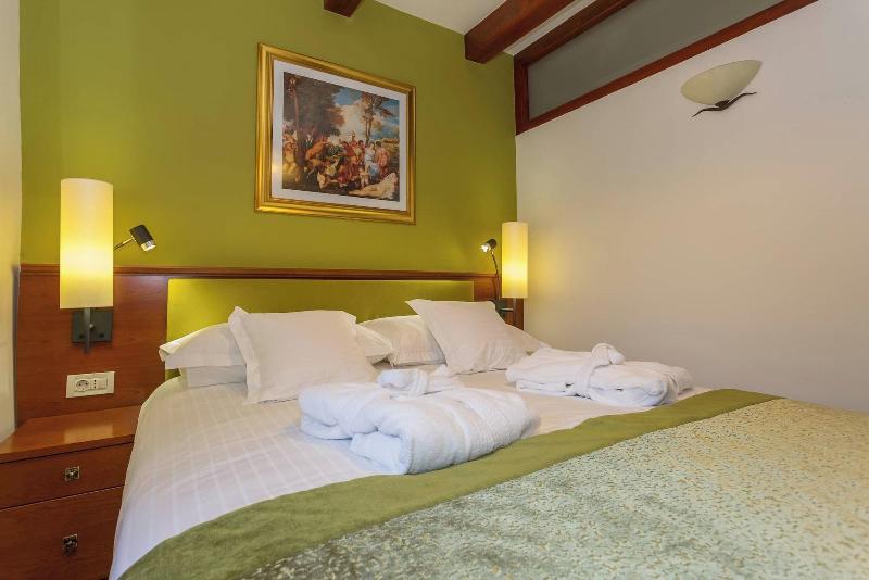 Heritage Hotel Raznjevica Dvori image