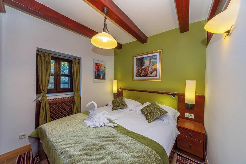 Heritage Hotel Raznjevica Dvori image