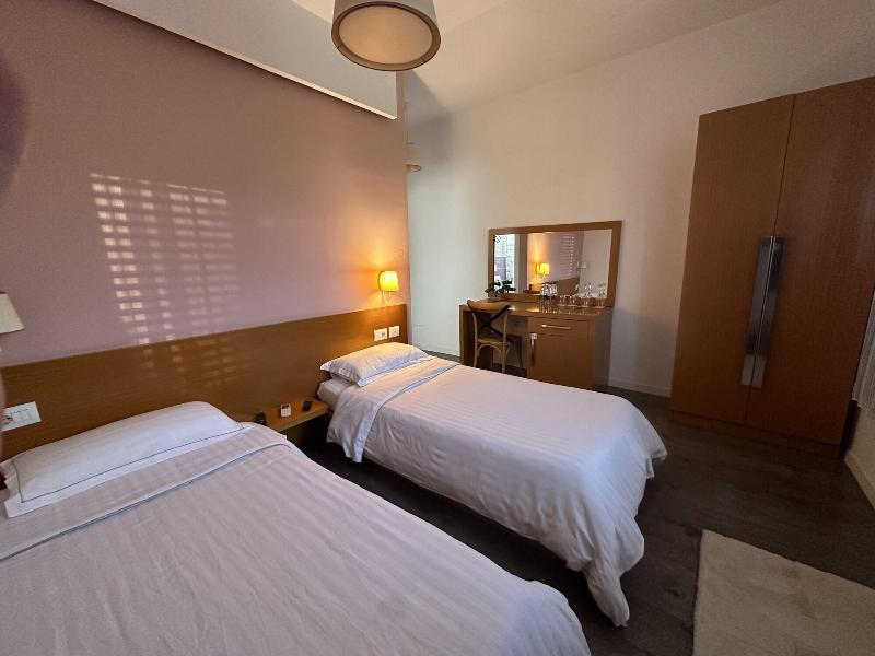 Hotel Green House image