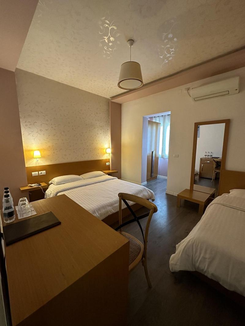 Hotel Green House image