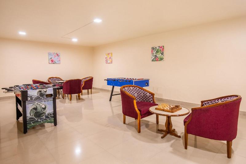 Hotel Pleasant Stay - La Flora image