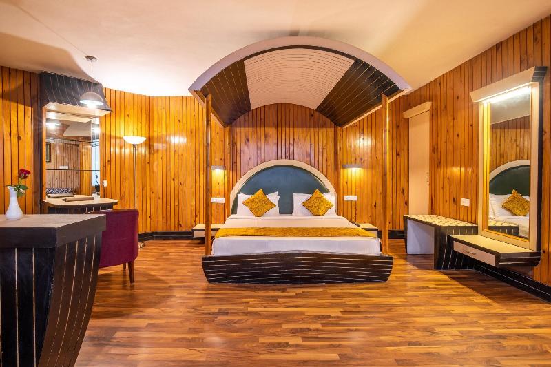 Hotel Pleasant Stay - La Flora image
