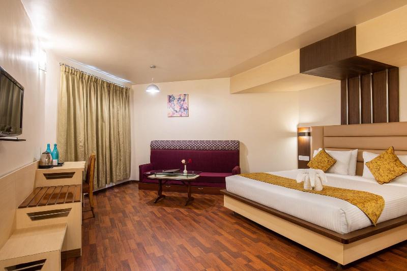 Hotel Pleasant Stay - La Flora image