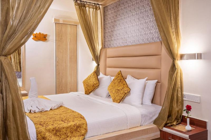 Hotel Pleasant Stay - La Flora image