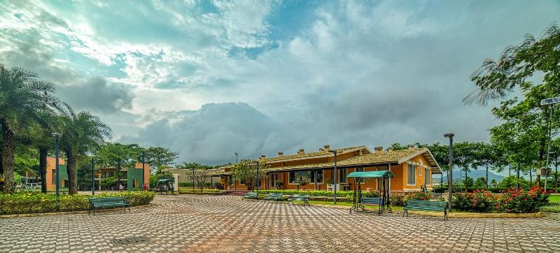 The Grand Gardens Resort 2