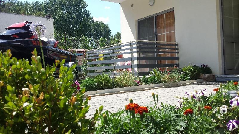 Hotel Vila Tufi image