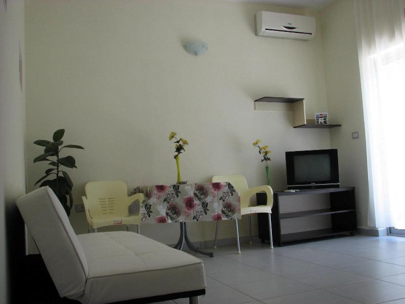 Hotel Vila Tufi image