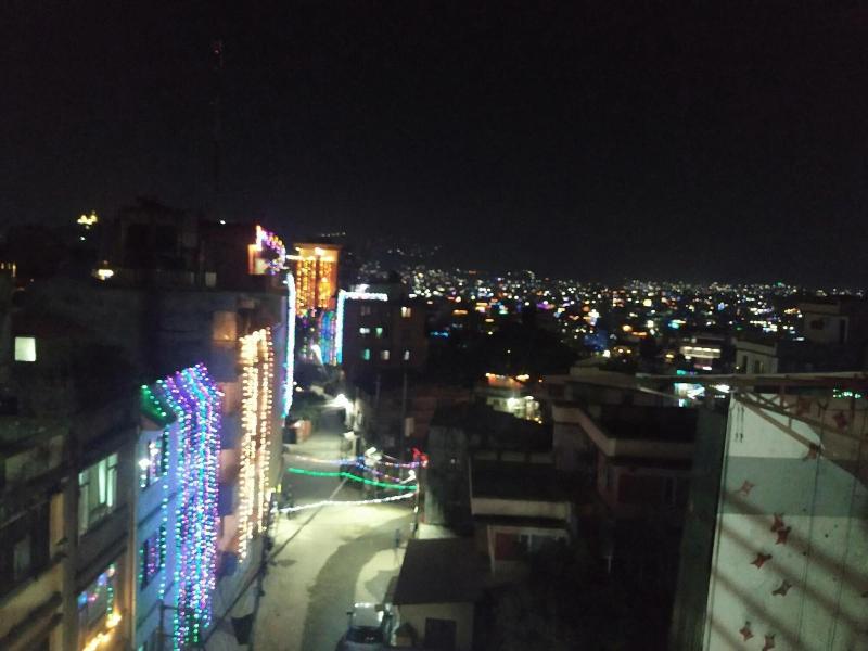 Beehive Hostel image