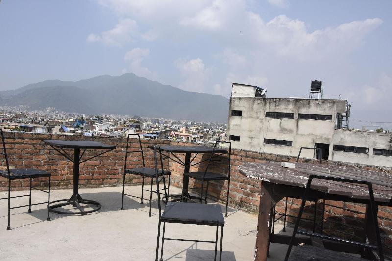 Beehive Hostel image
