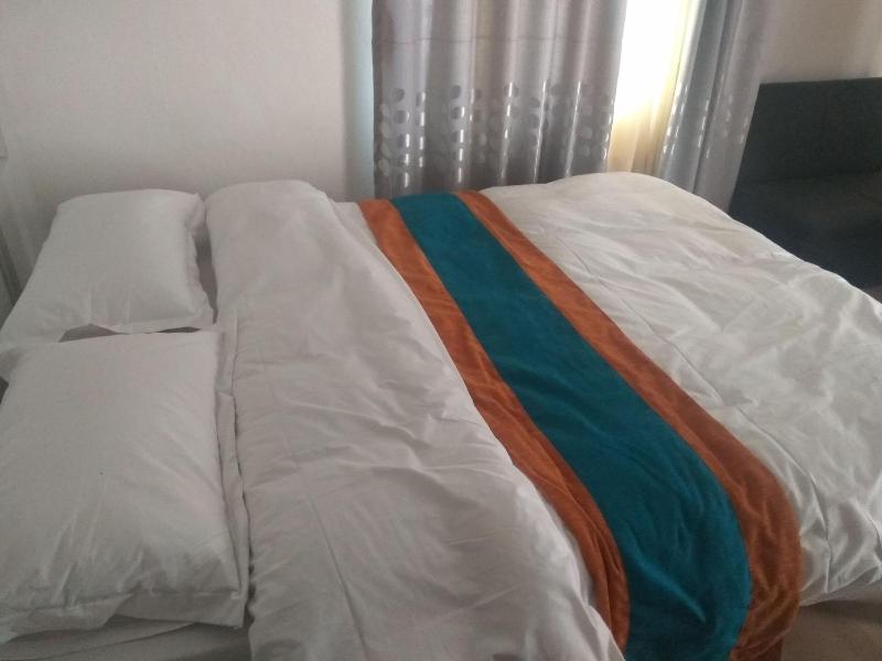 Beehive Hostel image