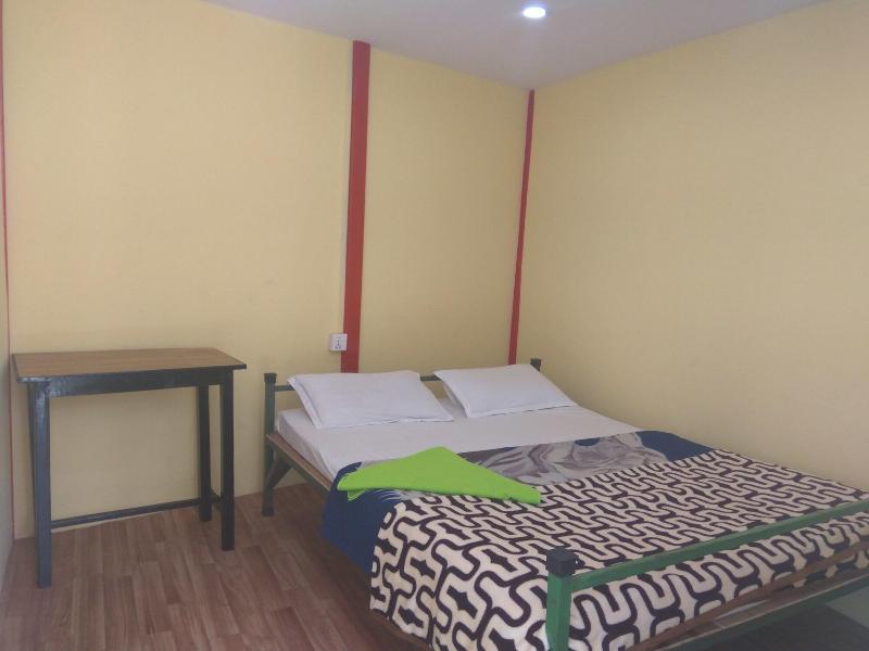 Beehive Hostel image