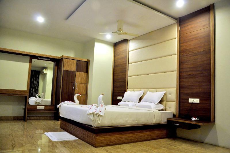 Hotel Suncity Palace image