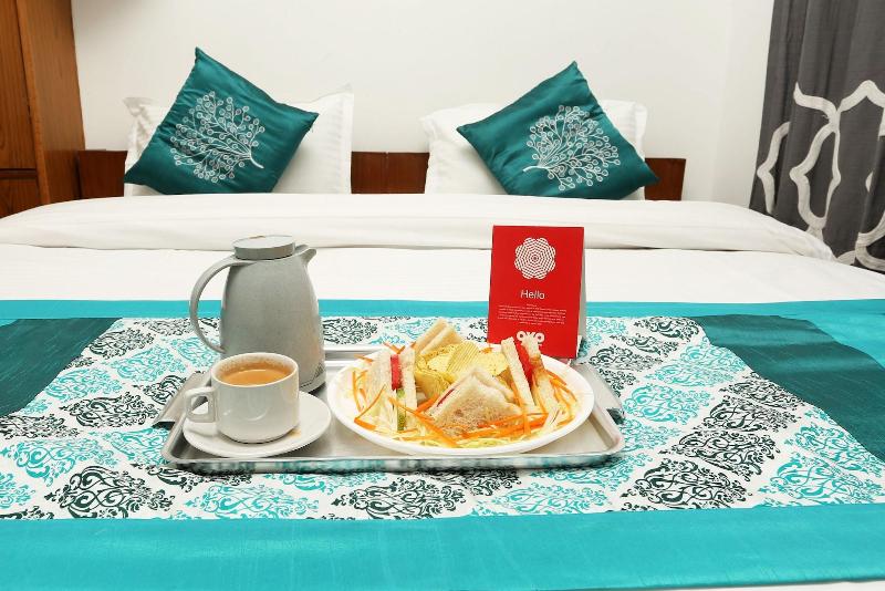 8714 Hotel Amar