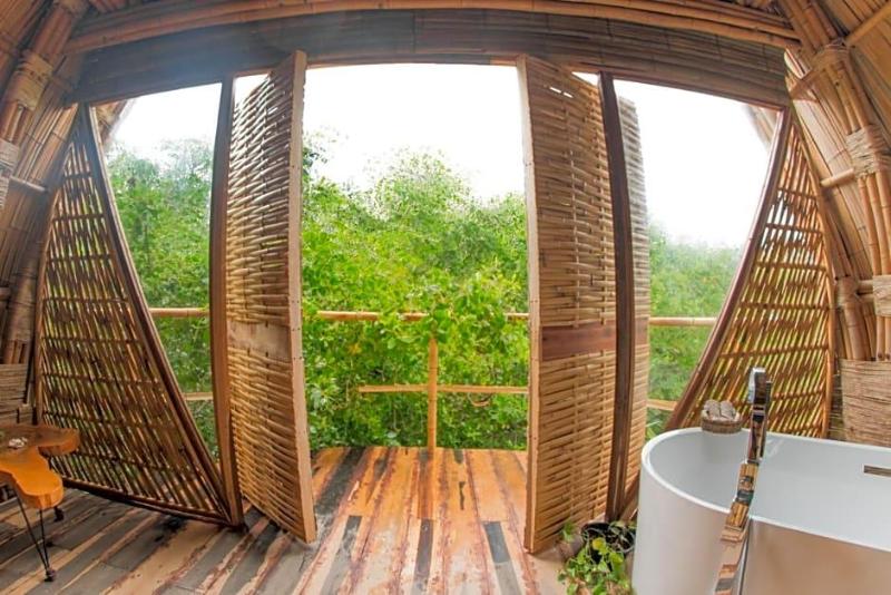 Mamasan Treehouses & Cabins image