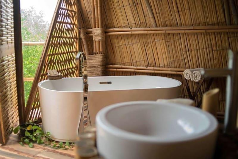 Mamasan Treehouses & Cabins image