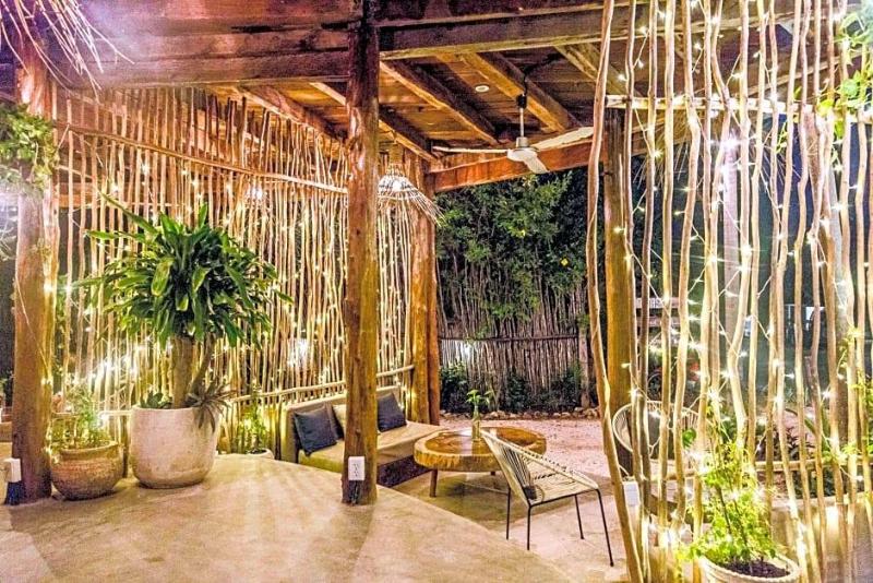 Mamasan Treehouses & Cabins image