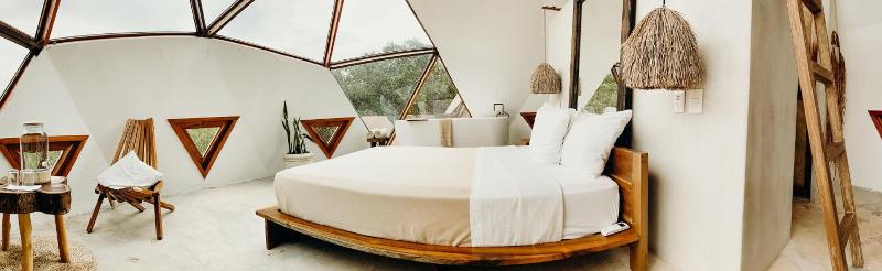 Mamasan Treehouses & Cabins image