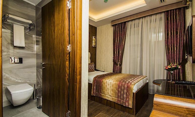 Vertu Hotel image