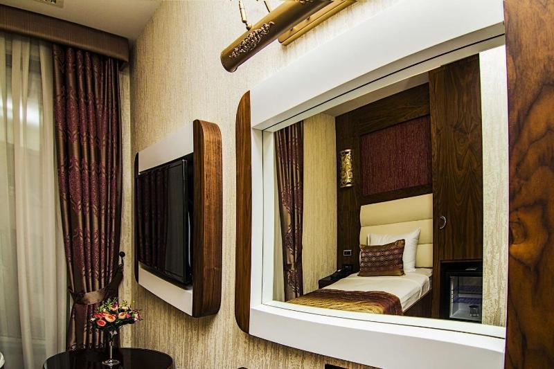 Vertu Hotel image