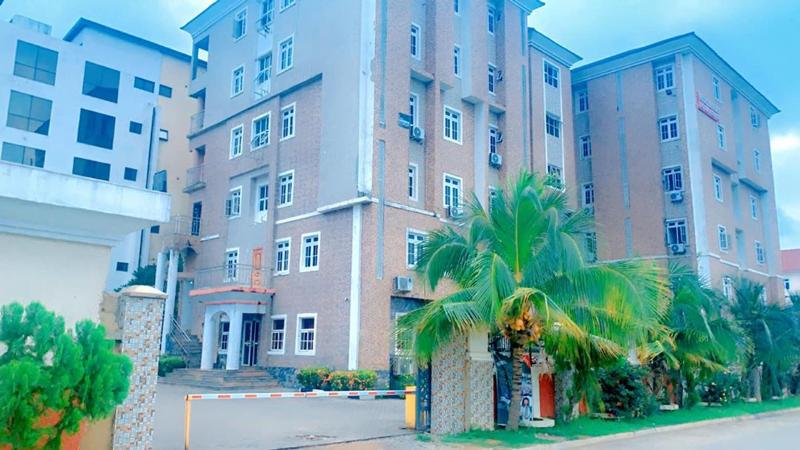 Roses Regency Hotel And Suites image