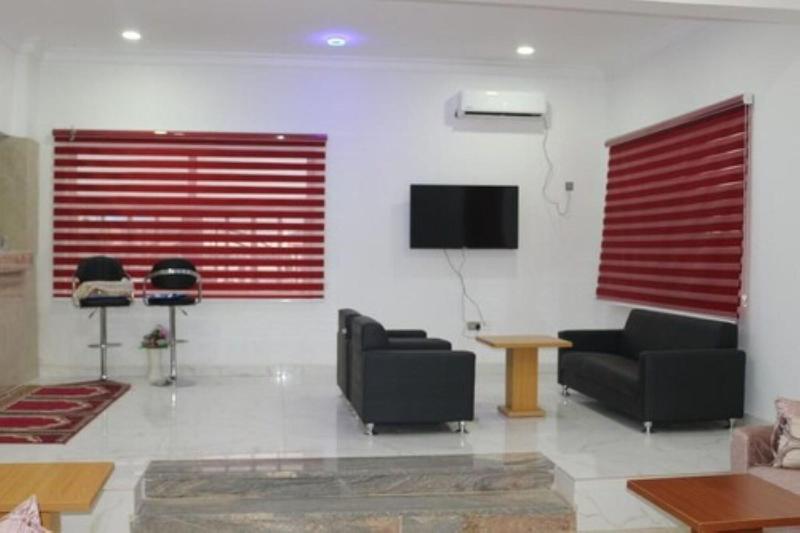 Roses Regency Hotel And Suites image