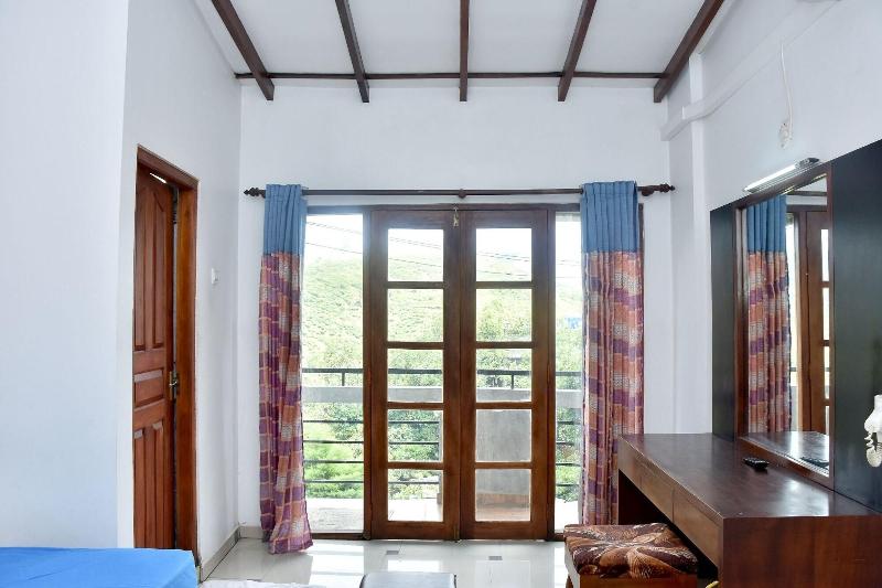 Hotel Hill View image