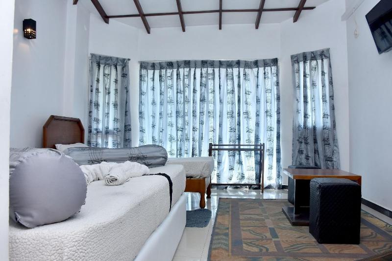 Hotel Hill View image