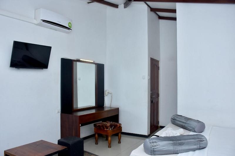 Hotel Hill View image