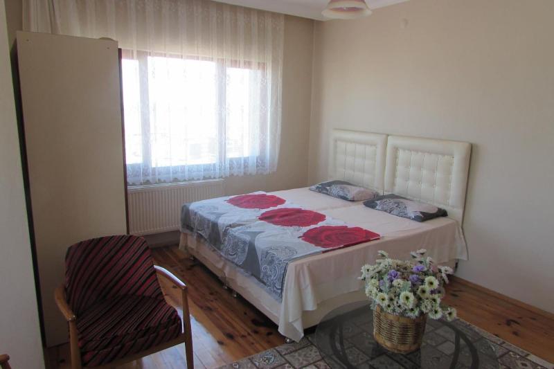 Kule Apart image