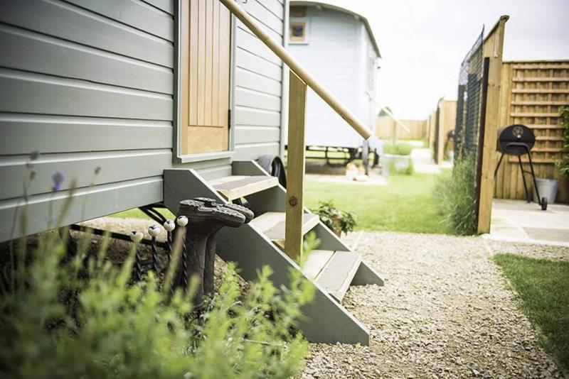 Morndyke Shepherds' Huts image