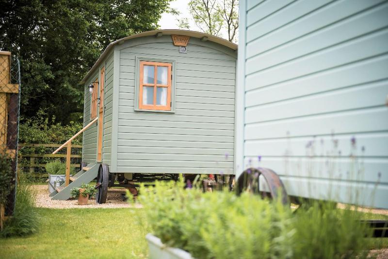 Morndyke Shepherds' Huts image